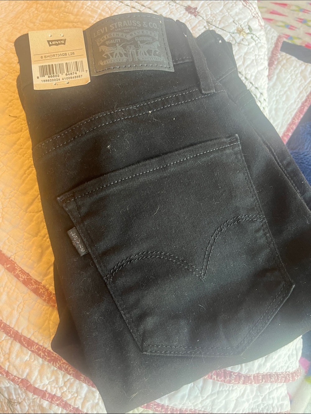 Levi's women’s Black Slim Jeans 6